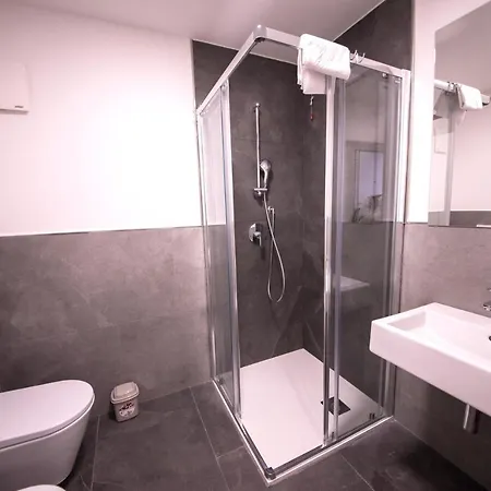 1Dest - Best Location Riva del Garda Exterior photo